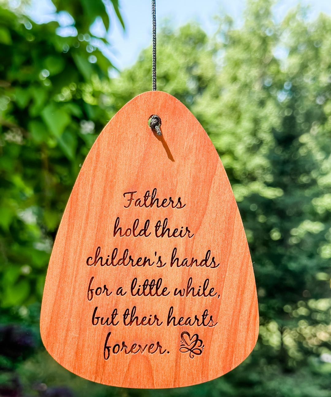 15 Best Sympathy Gifts for Loss of Father - The Comfort Company